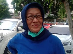 Kadinkes Sebut Sudah Tracing Keluarga Pasien Positif Corona di RS Unair Kadinkes Sebut Sudah Tracing Keluarga Pasien Positif Corona di RS Unair