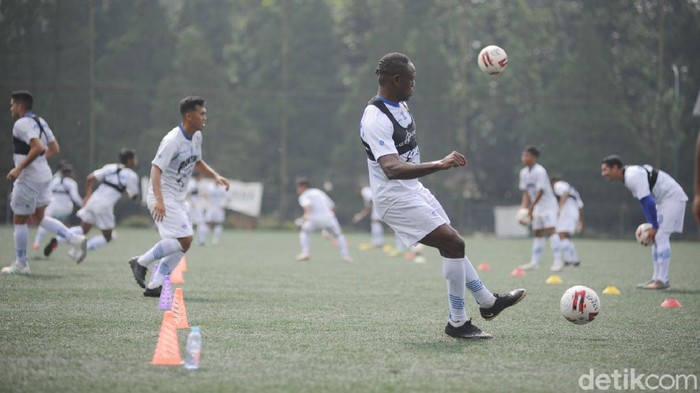 persib bandung latihan meski ada virus corona shopee liga 1 2020
