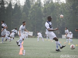 Piala Menpora Persib Vs Persebaya: Maung Bandung Bawa 20 Pemain