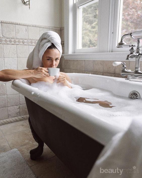 Bukan Hanya Sebagai Bumbu Dapur, Ternyata Garam Punya Manfaat Untuk Kecantikan Lho!