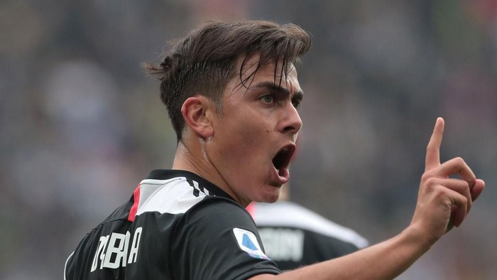 TURIN, ITALY - FEBRUARY 16:  Paulo Dybala of Juventus gestures during the Serie A match between Juventus and Brescia Calcio at Allianz Stadium on February 16, 2020 in Turin, Italy.  (Photo by Emilio Andreoli/Getty Images)