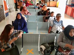 Daop 9 Jember Berlakukan Social Distancing di Stasiun Cegah Corona