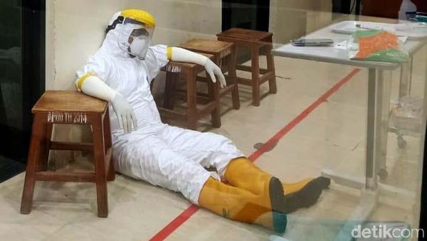 Kerja Keras Tim Penanganan Corona di Parepare Bikin Haru