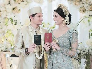 Potret Cantik Bunga Jelitha Ibrani Menikah Saat Pandemi Virus Corona Potret Cantik Bunga Jelitha Ibrani Menikah Saat Pandemi Virus Corona
