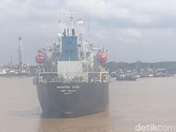 Pandemi Corona, Kapal Muatan Aspal Malaysia Dilarang Sandar di Samarinda