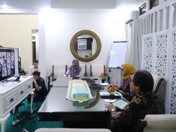 Menaker Telekonferensi ke Pelaku Usaha Wisata, Ini yang Dibahas