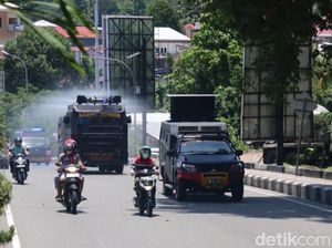 Cegah Corona di Ambon, Disinfektan Disemprotkan Pakai 2 Water Cannon