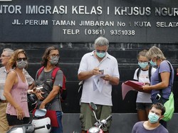 Umur Paspor 10 Tahun, Sandiaga Tetap Minta Masyarakat Wisata di RI