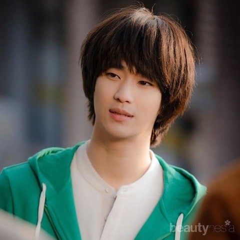 Jadi Cameo di Kdrama Crash Landing On You, Kim Soo Hyun ...