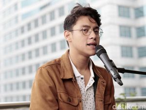 Di Rumah Aja! Biar Ardhito Pramono Temani Lewat Mainstage Di Rumah Aja! Biar Ardhito Pramono Temani Lewat Mainstage