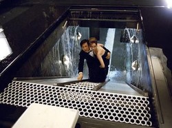 Sinopsis The Tuxedo, Jackie Chan dan Pakaian Super