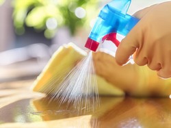 Cara Membuat Cairan Disinfektan Sendiri di Rumah, Gampang!