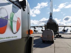 From Russia With Love: Tentara Rusia Bantu Italia Hadapi Corona