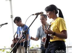 Lirik dan Chord I Love You Anyway oleh Mocca