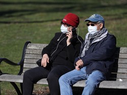 Tetap Gelar Kebaktian Minggu Saat Pandemi Corona, Pendeta AS Ditangkap