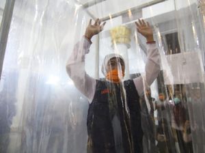 Cegah Corona, Masuk Gedung Negara Grahadi Wajib Lewati Room Screening