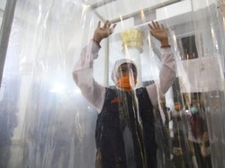 Cegah Corona, Masuk Gedung Negara Grahadi Wajib Lewati Room Screening