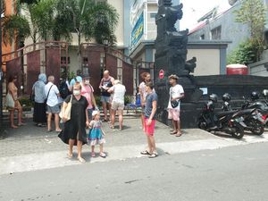 Imbas Corona, Antrean Perpanjangan Visa di Imigrasi Ngurah Rai Membeludak