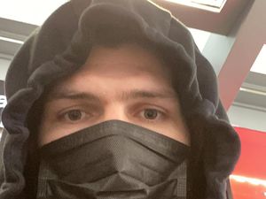 Pakai Masker, Khabib: Semoga Tuhan Melindungi Kalian