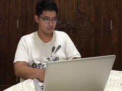 Kerja dari Rumah, Pegawai Ini Malah Dapat Poin Plus