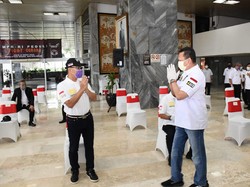 Cegah Corona, Ketua MPR Bagikan 1.000 Paket Penunjang Kesehatan