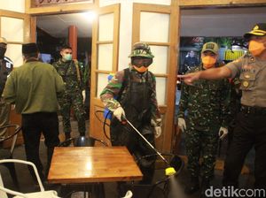 Polisi Blitar Bubarkan Kerumunan, Minta Lokasi Kuliner Terapkan Take Away
