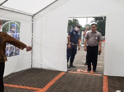 Cegah Corona Masuk, Kementan Pasang Empat Disinfektan Booth