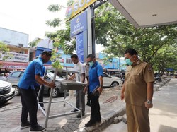 Cegah Corona, Pemko Banda Aceh Pasang Wastafel Portable di Ruang Publik