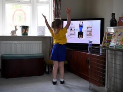 Stay At Home, Waktunya Jalin Komunikasi dengan Anak