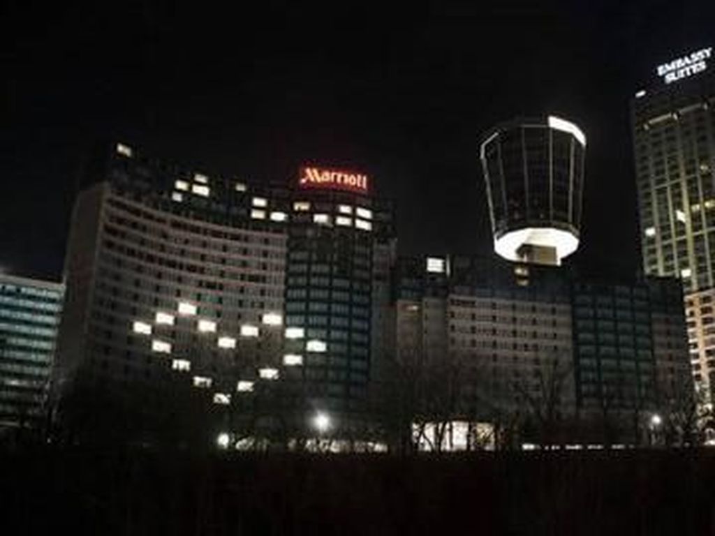 Kosong karena Corona, Hotel di Air Terjun Niagara Kirim Pesan Menyentuh
