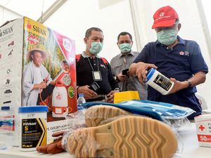 JK Tinjau Gudang Darurat PMI untuk Covid 19