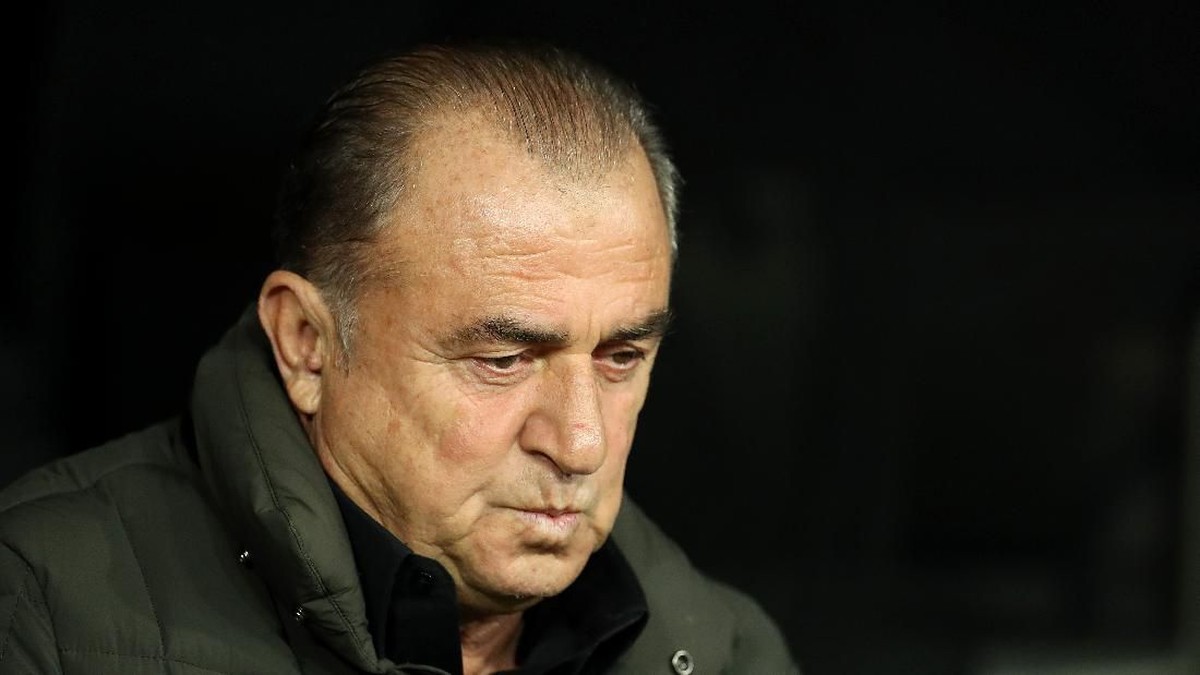 Pelatih Galatasaray, Fatih Terim, positif terinfeksi virus corona. (Foto: Angel Martinez/Getty Images)