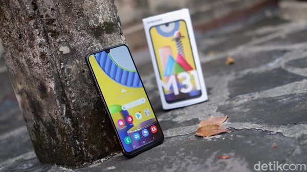 Unboxing Galaxy M31, Ponsel Baterai 6.000 mAh Harga Rp 3 Jutaan