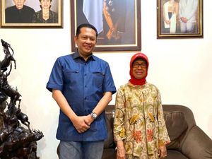 Berduka Ibunda Jokowi Wafat, Ketua MPR: Almarhumah Sosok Penuh Welas Asih Berduka Ibunda Jokowi Wafat, Ketua MPR: Almarhumah Sosok Penuh Welas Asih