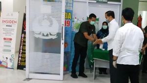 Jokowi Tiba di RS TNI Slamet Riyadi Solo