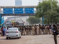 India dan Kebijakan Lockdown yang Berujung Kacau Balau