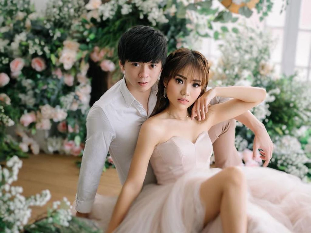 Tanggal Pernikahan Diundur, Steffy eks Cherrybelle Belum Tahu sampai Kapan Tanggal Pernikahan Diundur, Steffy eks Cherrybelle Belum Tahu sampai Kapan