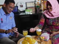 Omzet Pengusaha Carica Ini Capai Ratusan Juta, Sandiaga Melongo
