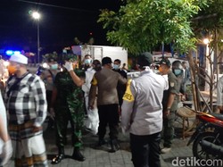 Warga Probolinggo yang Masih Bandel Nongkrong di Warung dan Kafe Dibubarkan