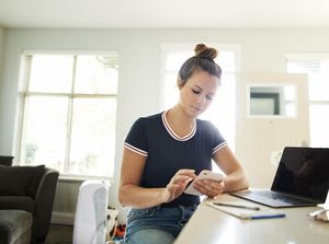 Cara Basmi Virus Corona di Ponsel dengan Aman Tanpa Merusak