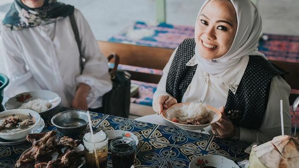 Positif Corona Bupati Karawang Termasuk Foodies yang Hobi Kulineran