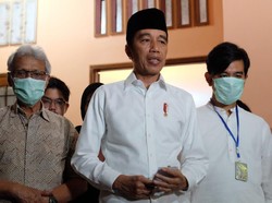 Sabarnya Sudjiatmi Saat Jokowi Diserang Tuduhan Menyakitkan
