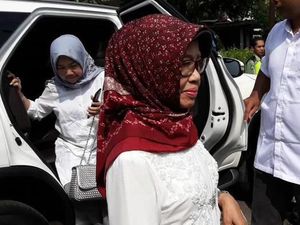 Kenang Sosok Ibunda Jokowi, Ganjar: Grapyak dan Semanak Kenang Sosok Ibunda Jokowi, Ganjar: Grapyak dan Semanak