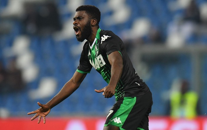REGGIO NELLEMILIA, ITALY - JANUARY 18:  Jeremie Boga of US Sassuolo  celebrates after scoring the 1-1 goal during the Serie A match between US Sassuolo and  Torino FC at Mapei Stadium - Città  del Tricolore on January 18, 2020 in Reggio nellEmilia, Italy  (Photo by Alessandro Sabattini/Getty Images)