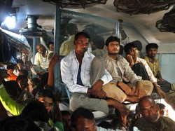 Terapkan Lockdown, India Guyur Rp 360 T Buat Rakyat Miskin