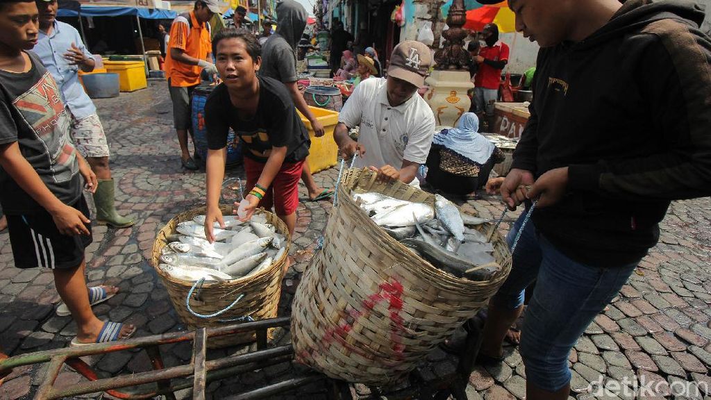 Geliat Pasar Ikan Pabean Surabaya di Tengah Pandemi Corona