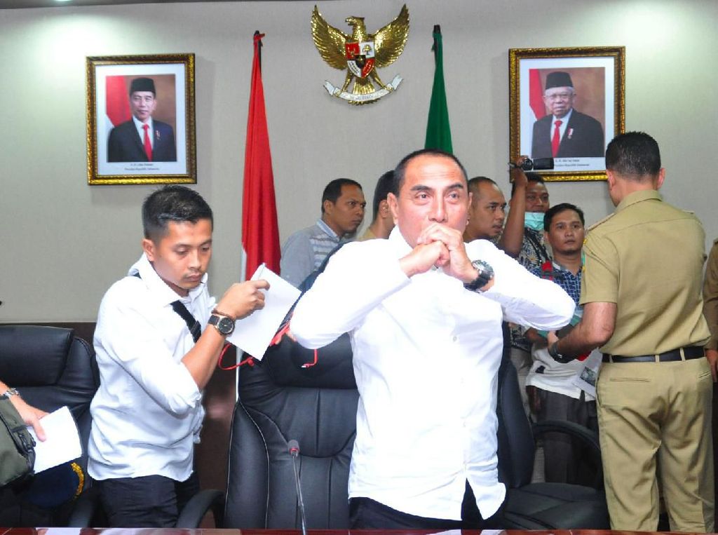 Gubsu Edy Tetapkan Sumut Tanggap Darurat Bencana Corona hingga 29 Mei Gubsu Edy Tetapkan Sumut Tanggap Darurat Bencana Corona hingga 29 Mei