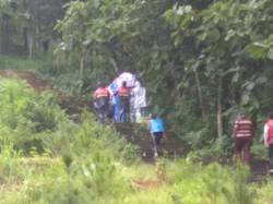 Viral Pemakaman Warga Klaten oleh Petugas Berbaju Astronot, Ini Faktanya