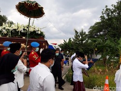 Kenang Ibunda Jokowi, Bupati Karanganyar: Sosok Teladan dan Pejuang