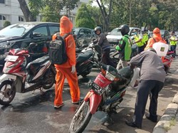 Antisipasi Corona, Motor Ojol-Betor di Medan Disemprot Disinfektan